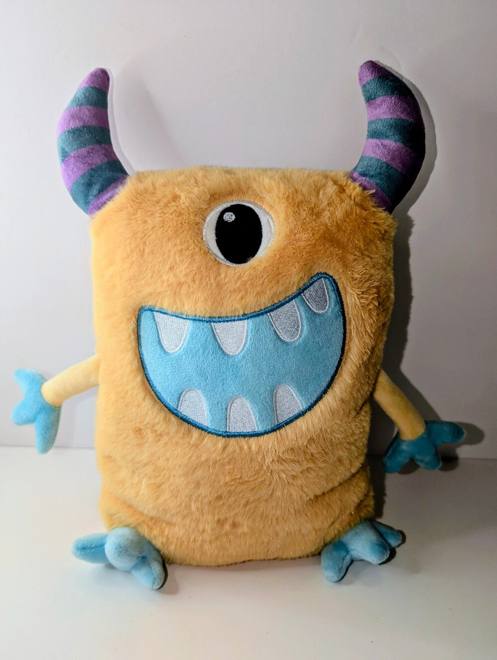Beastie Buds Weighted Yello One Eye Monster Soft Plush